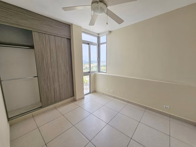 Venta de Apartamento en PH 4 Horizontes - Altos de Panamá. Haga una oferta - Imagen 13