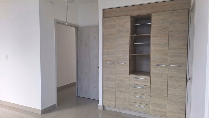 SE VENDE APARTAMENTO EN SAN FRANCISCO - Imagen 8