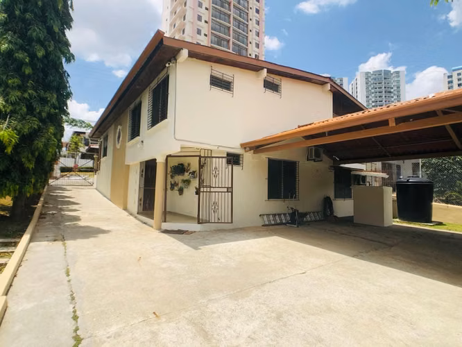 Casa Residencial de Dos Niveles en Venta – Urbanización Club X, Betania | DC - Imagen 18