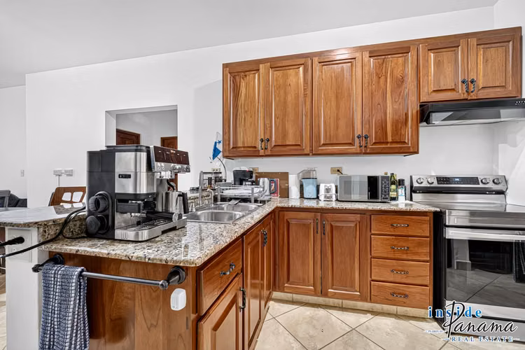 Exclusivo Condominio en Tercer Piso en Valle Escondido Boquete Panamá