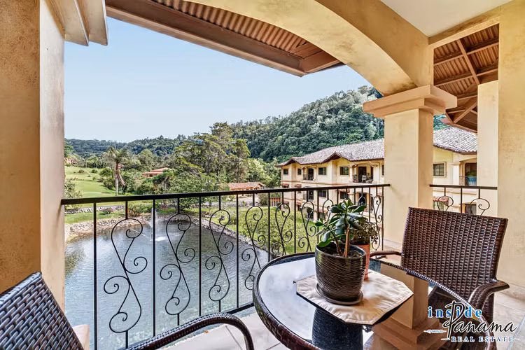 Exclusivo Condominio en Tercer Piso en Valle Escondido Boquete Panamá