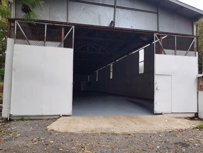 Alquiler de Ofibodega cerca de Costa del Este (No Intermediarios)