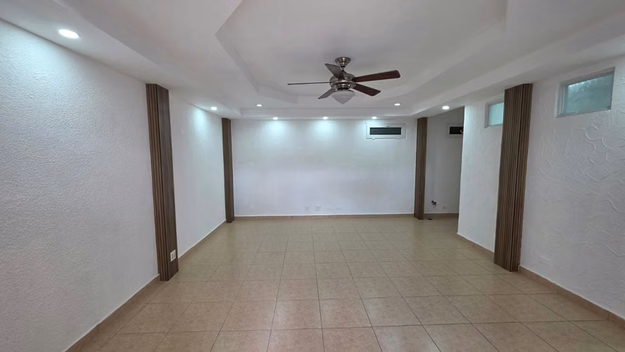 VENTA – Casa Remodelada en Brisas del Golf - SG - Imagen 8