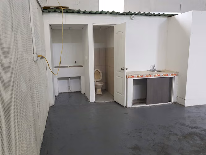 Alquiler de Ofibodega cerca de Costa del Este (No Intermediarios)