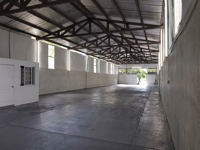 Alquiler de Ofibodega cerca de Costa del Este (No Intermediarios)