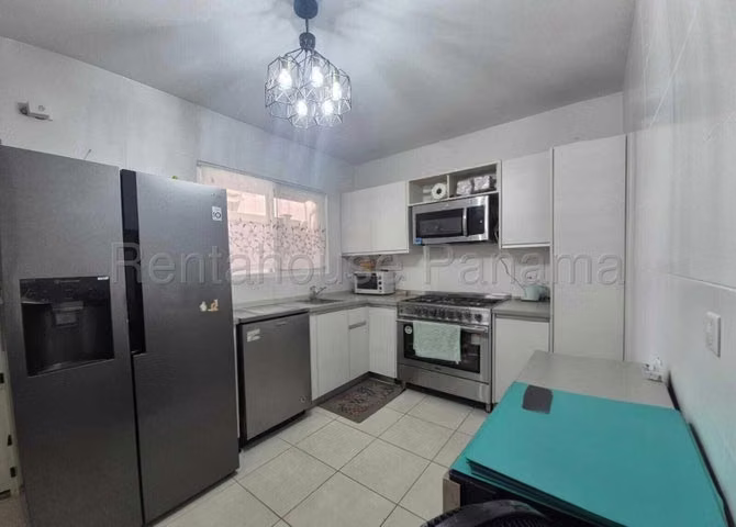 Venta de Casa en Paseo Del Norte Brisas del Golf CM - Imagen 5