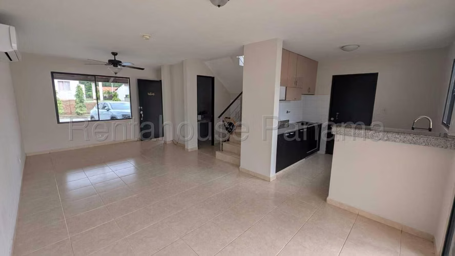 Sale of House in Arboleda La Chorrera