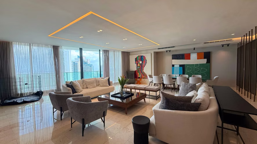 Apartamento en Allure at the Park con Balcón Envolvente y Vistas al Parque