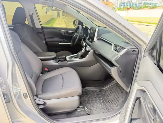 Toyota Rav4 2021 a solo $18,900