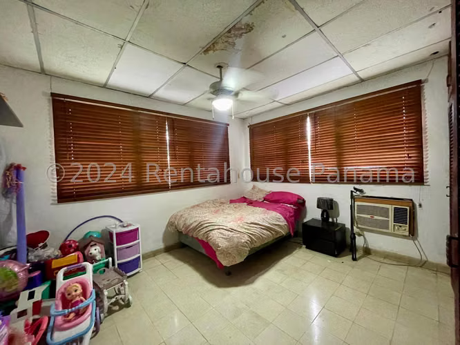 Casa en Venta en San Francisco - Terreno de 1512 m2 27YCG1868