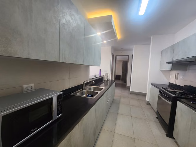 Mudanza inmediata Apartamento Amoblado  de 112 m² - Imagen 11