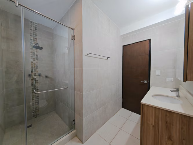 Alquiler de Apartamento en Clayton, Embassy Village