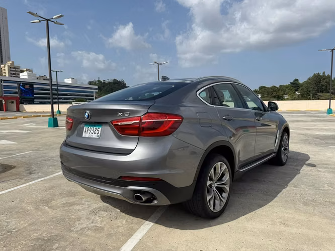 BMW X6 XDRIVE35i 2015 18,900.00$ - Imagen 4