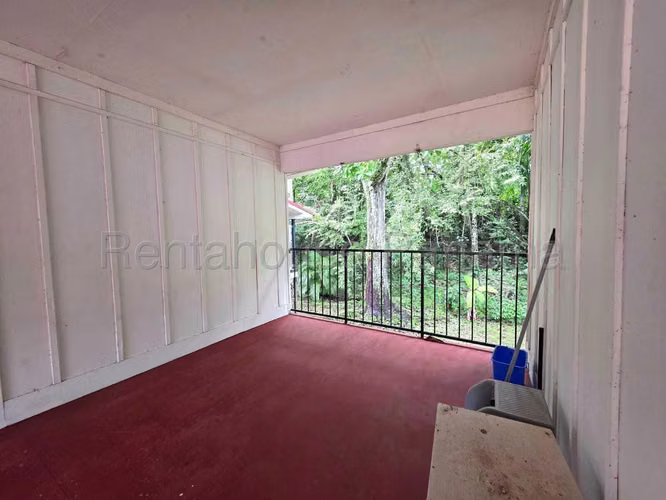 Se Vende Apartamento en Clayton LA27-1846