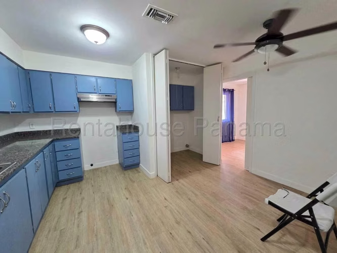 Se Vende Apartamento en Clayton LA27-1846
