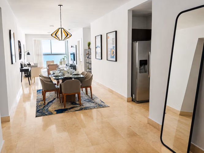 ! Apartamento en Avenida Balboa PH yoo I 2 Rec I Amoblado I con balcón y vista al mar - Imagen 4
