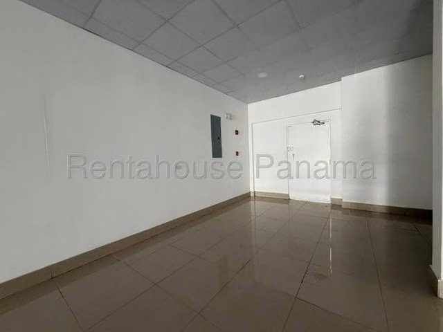 Local Comercial en Alquiler – Av. José Agustín Arango, Juan Díaz-