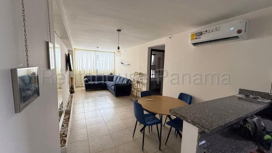 Alquiler de Apartamento en Carrasquilla