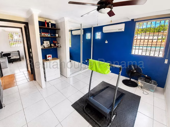 Venta Casa Las Cumbres - YD