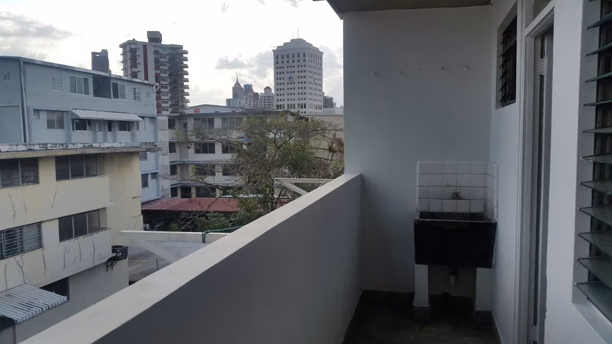 APARTAMENTO EN OBARRIO, B/280