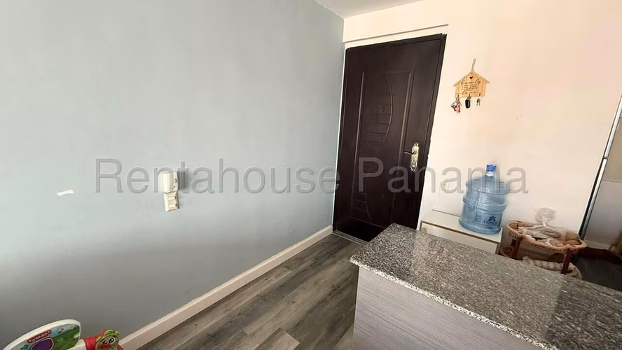 Acogedor Apartamento en Venta en Ricardo J. Alfaro 27PPM1115 - Imagen 5