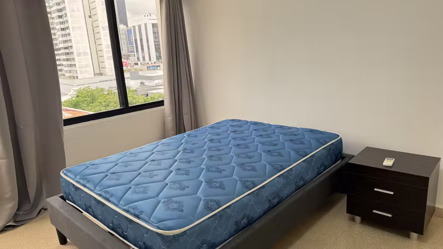 Alquilo apartamento amueblado en Punta Paitilla