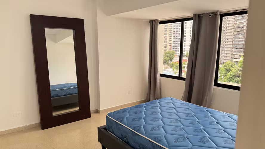 Alquilo apartamento amueblado en Punta Paitilla