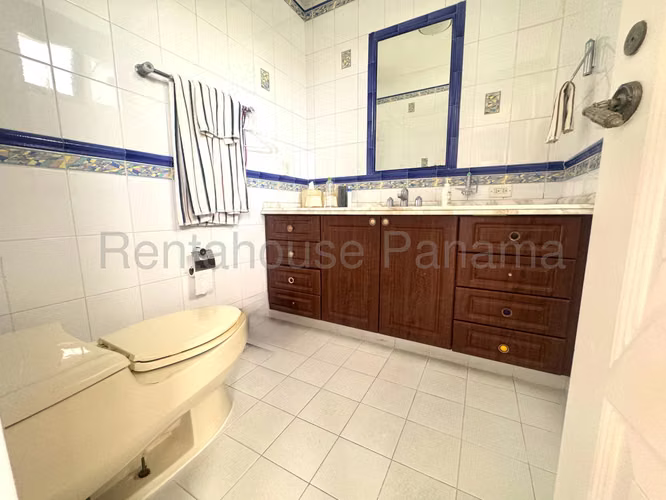VENTA DE APARTAMENTO EN LA CRESTA DCD27-1775