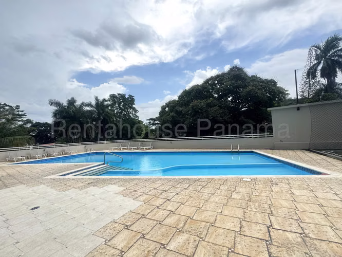 VENTA DE APARTAMENTO EN LA CRESTA DCD27-1775