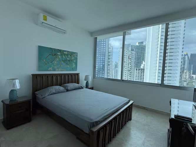 Alquilo Apartamento frente al mar en Avenida Balboa - Imagen 9
