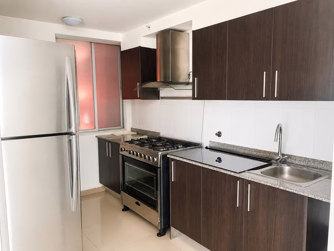 Apartamento en Via España I línea blanca I 2 Rec I con balcón y cerca del parque omar - Imagen 7