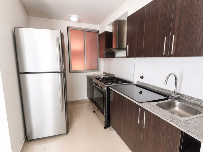 Apartamento en Via España I línea blanca I 2 Rec I con balcón y cerca del parque omar - Imagen 5