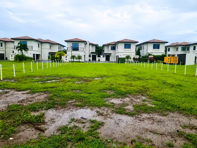 Venta de Terreno en Buenaventura, Velamar Village, 540m²