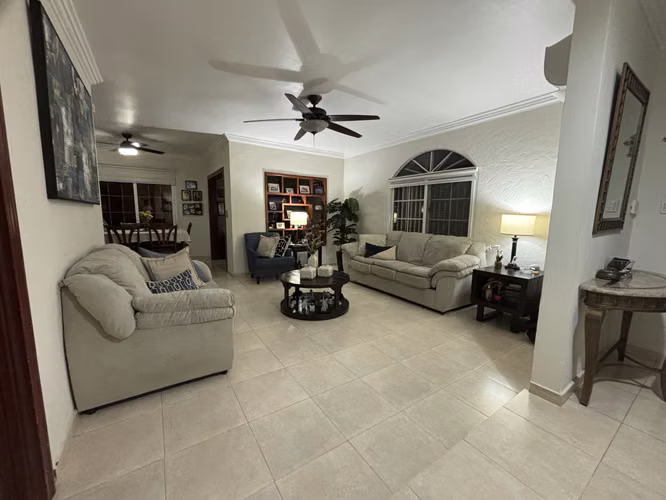 VENTA CASA EN ALTOS DE PANAMA