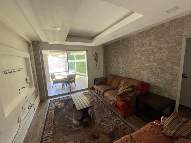 Casa de Lujo de 480m² en El Bosque, El Doral – ¡Lista para Mudarse! - Imagen 2