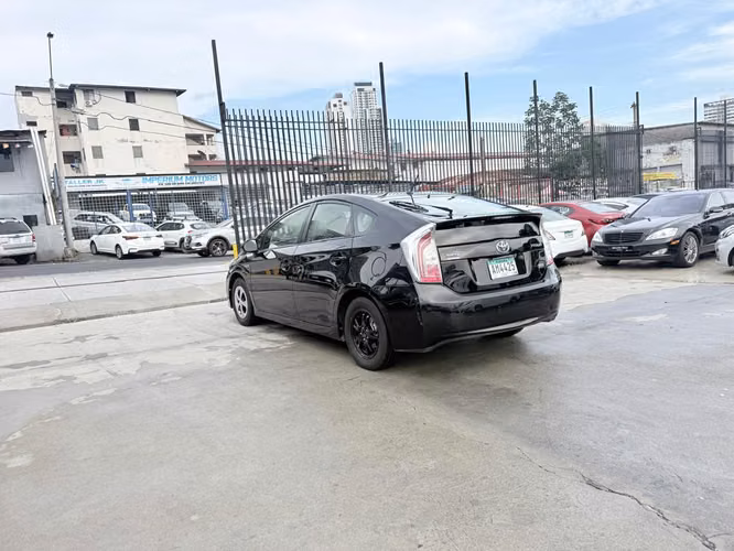 Toyota Prius 2015 - Imagen 4