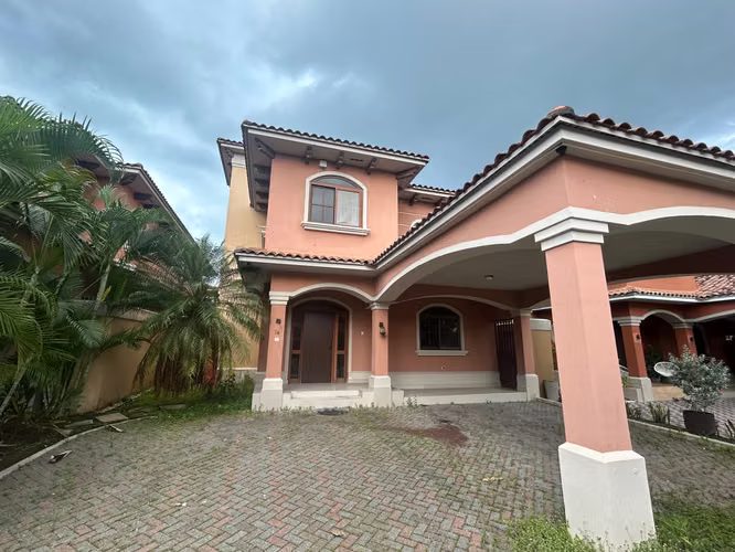 Casa en venta, Costa sur- El Doral