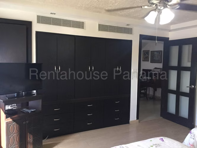 Se Vende Apartamento en Coco del Mar MDV27-1822 - Imagen 12