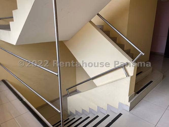 VENTA DE EDIFICIO EN VIA ESPAÑA  - IMPERIA - Imagen 8