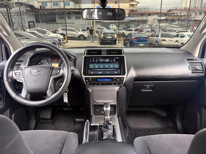 Toyota Land Cruiser Prado 2019 TXL - Imagen 10