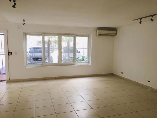 VENTA DE CASA EN OBARRIO  - CASA OBARRIO - Imagen 3