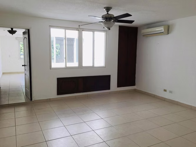 VENTA DE CASA EN OBARRIO  - CASA OBARRIO - Imagen 11