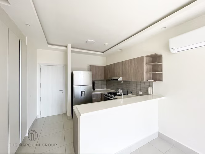 Alquiler de Apartamento con Línea Blanca en Coco del Mar - Imagen 4