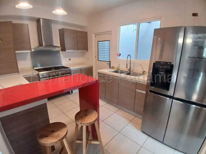 ALQUILER DE CASA EN VICTORIA BRISAS DEL GOLF HQ - Imagen 5