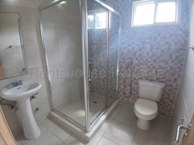 ALQUILER DE CASA EN VICTORIA BRISAS DEL GOLF HQ - Imagen 19