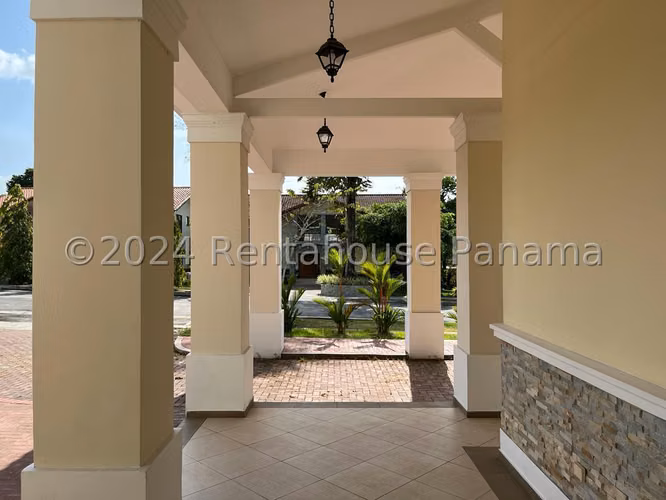 Vendo Casa en Clayton LC27-916 - Imagen 2