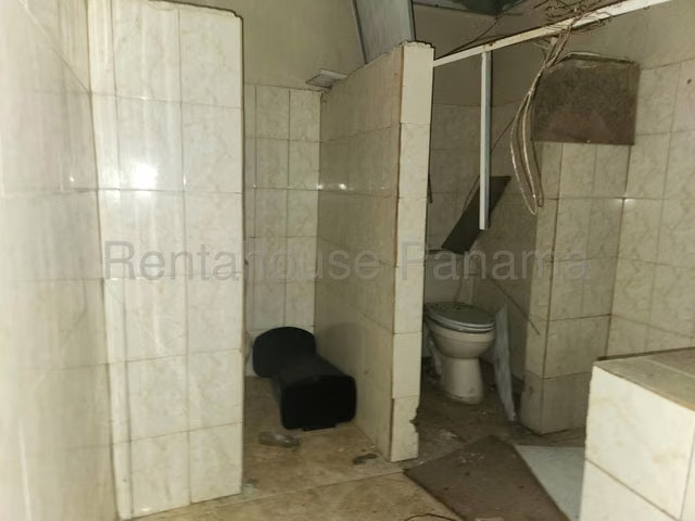 Venta de local comercial ciudad Colón, 26GC8081