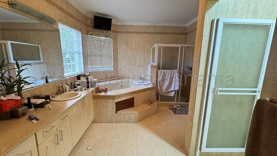 Vendo Casa en Costa del Este LC25-8762 - Imagen 13
