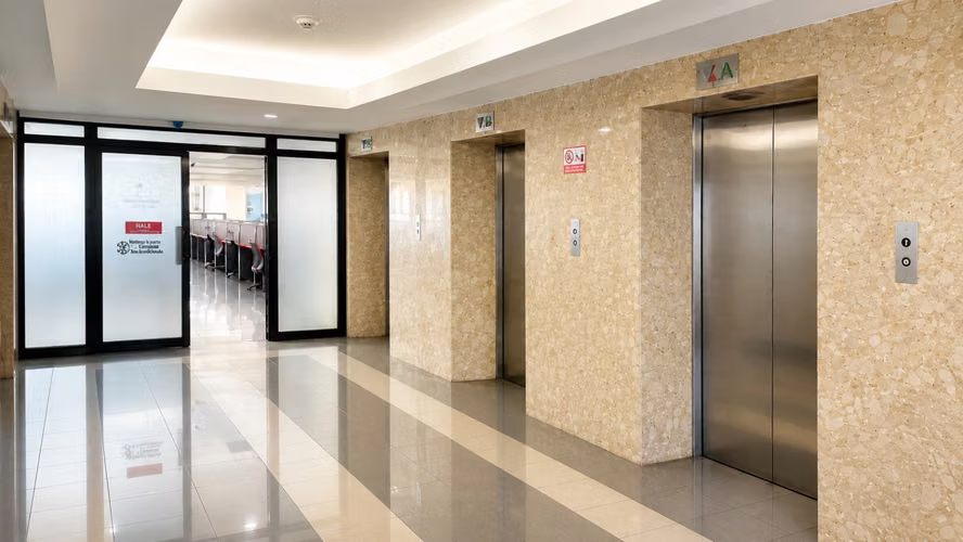 Venta de Oficina en Avenida Balboa, Torre BAC, 500m² - Imagen 8
