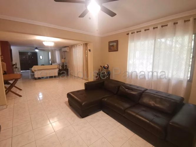 Casa En Alquiler En Los Ríos YM - Imagen 5